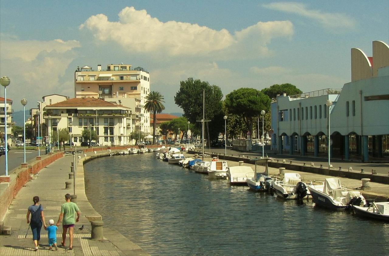 Hotel I Levrieri à Torre del Lago Puccini Extérieur photo